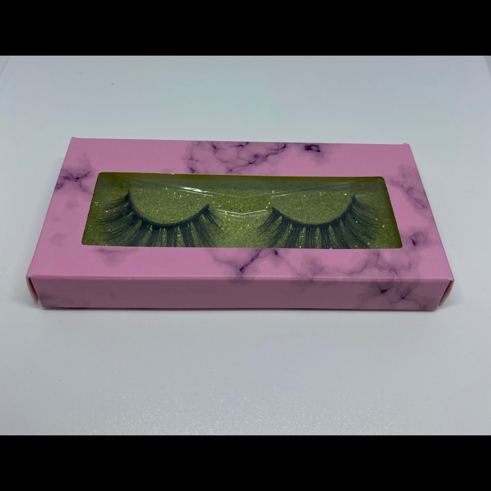 Lashily beauty Lashes Nova